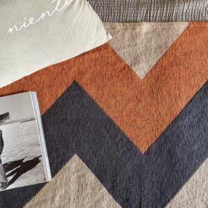 VICTORIA NARANJA PIE DE CAMA XL