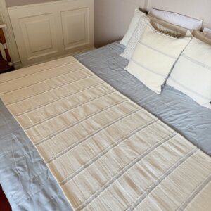 CORA PLATA PIE DE CAMA