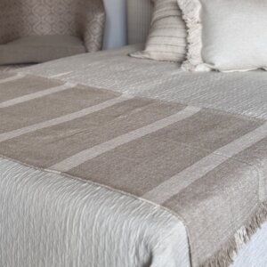 ZARA NAT/BEIGE PIE DE CAMA