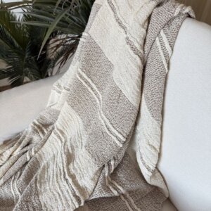 GRETA BEIGE MANTA